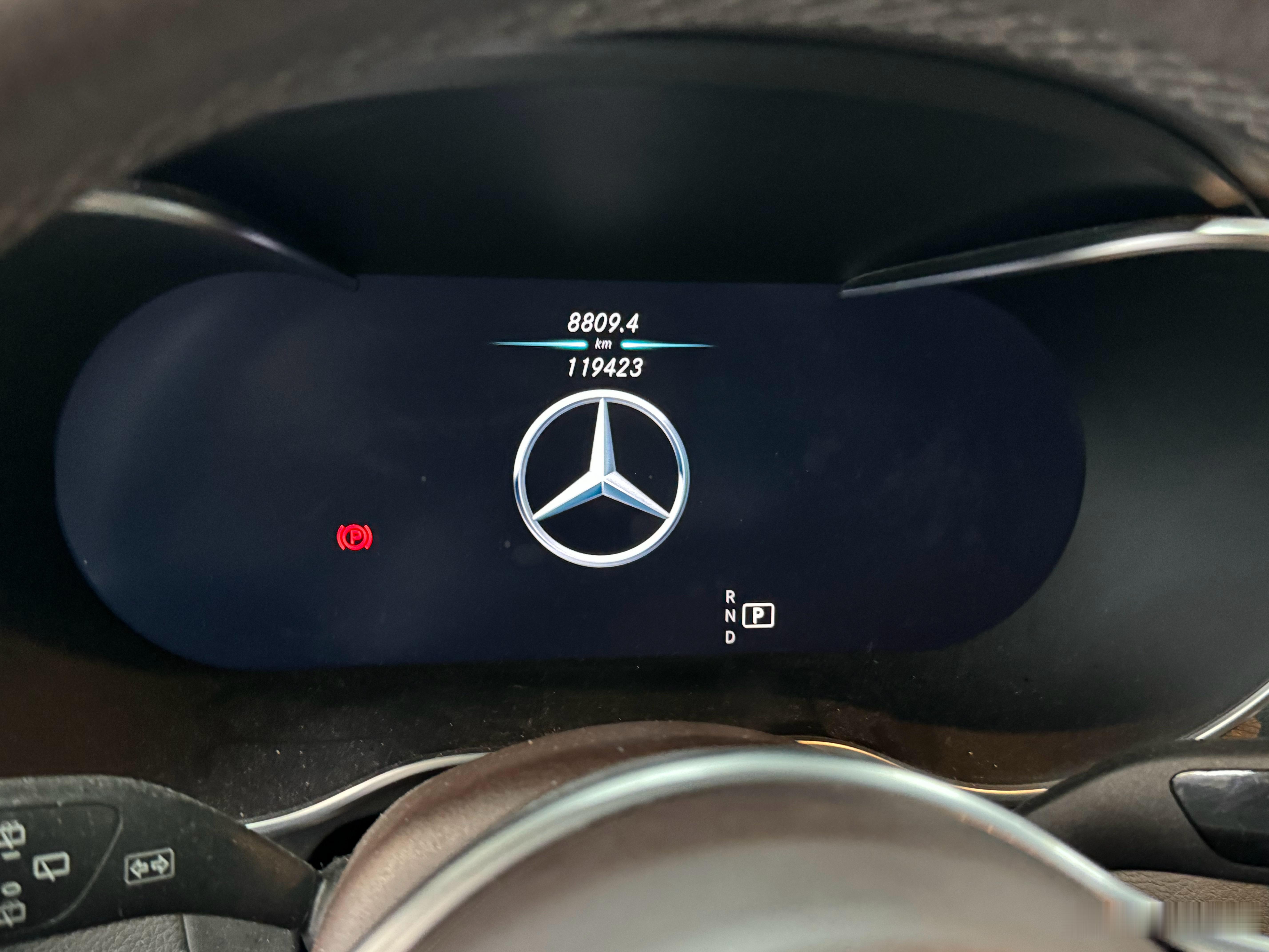 最新到店2020款 奔驰GLC300L动感2019年11月 个人一手车11.9万