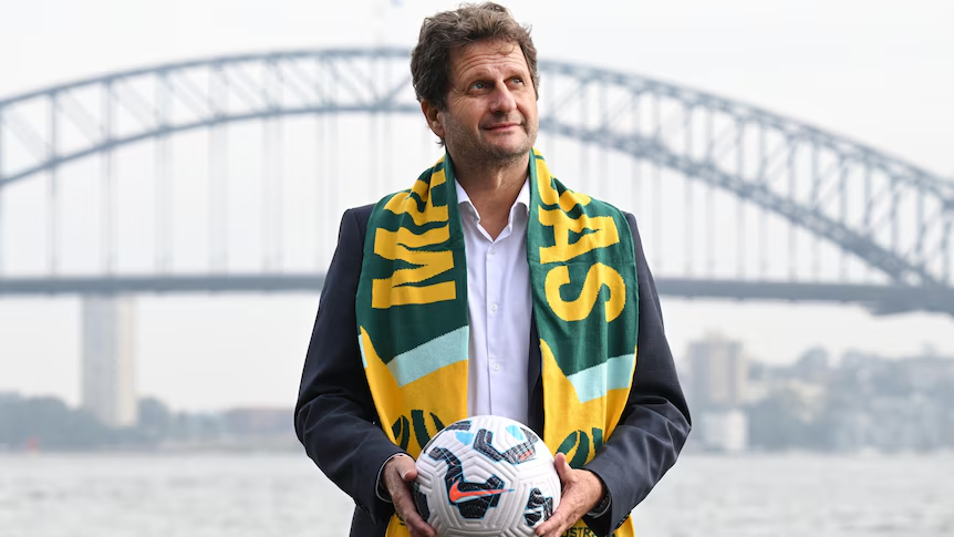 澳女足主帅：非常尊重米利西奇，中国队组织严密战术完善