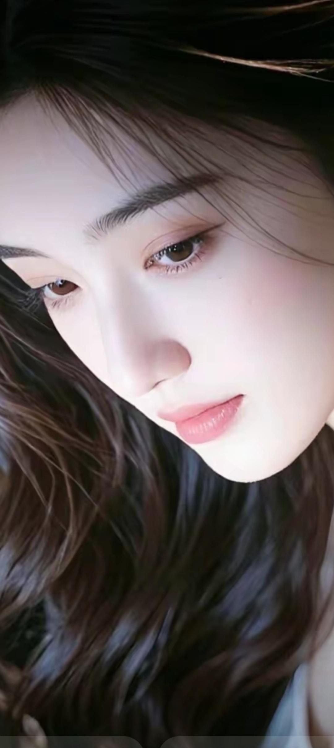 温柔眼眸，如诗如画，静谧之美