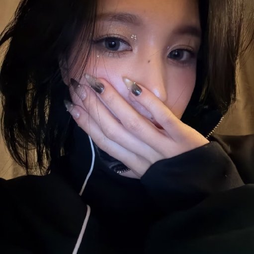 -𝐒𝐇𝐀𝐑𝐄｜𝔀𝓮𝓬𝓱𝓪𝓽 头像背景图搭配 ⸝⸝🥥꙳📜