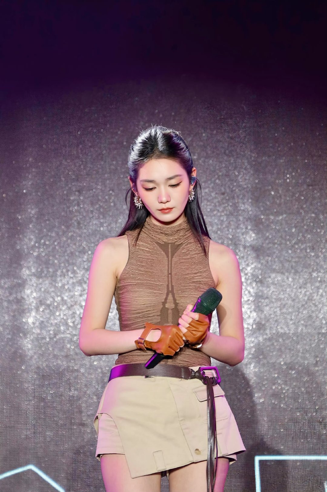 段奥娟青春的每一步都不白走 第九届青春影像总决选现场，温柔又有力量的发言，眼里的