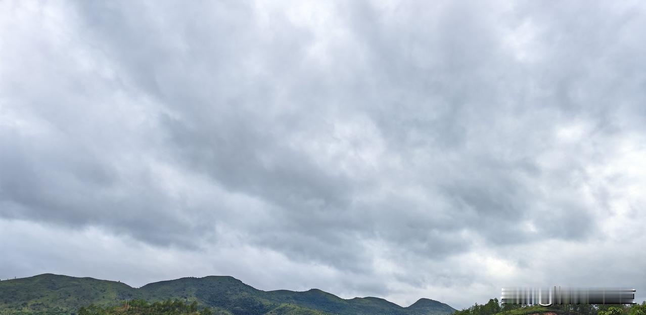 诗句里的盛唐！

当626年的春风吹过初唐的田野，七岁的骆宾王望着池中的白鹅，随