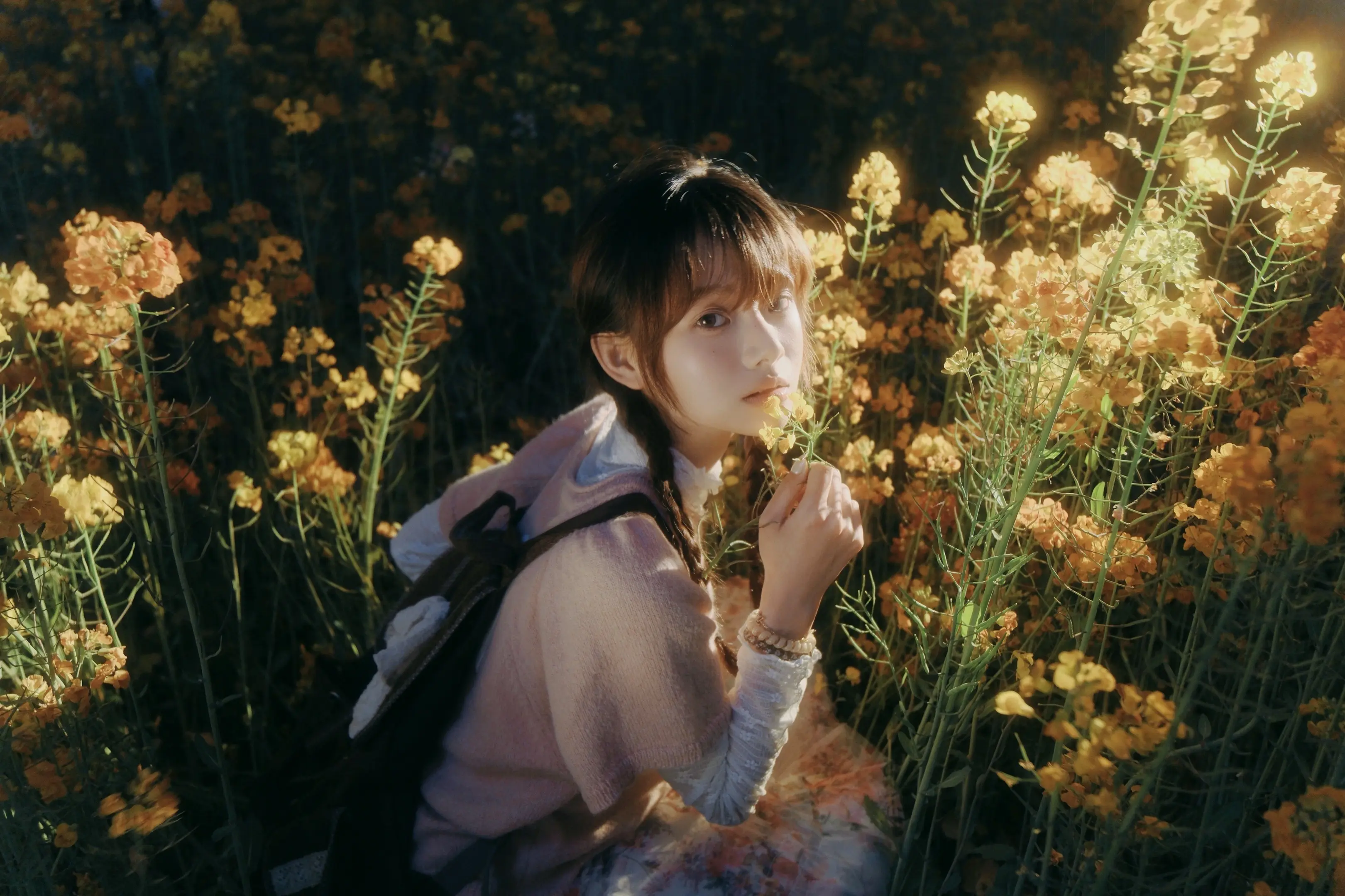 我们的一切被埋葬在苦涩的春天