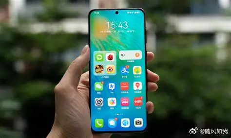 2026手机屏幕哪家强 坦白说，三星在发光材料底层研发上依然领先，苹果Pro系列