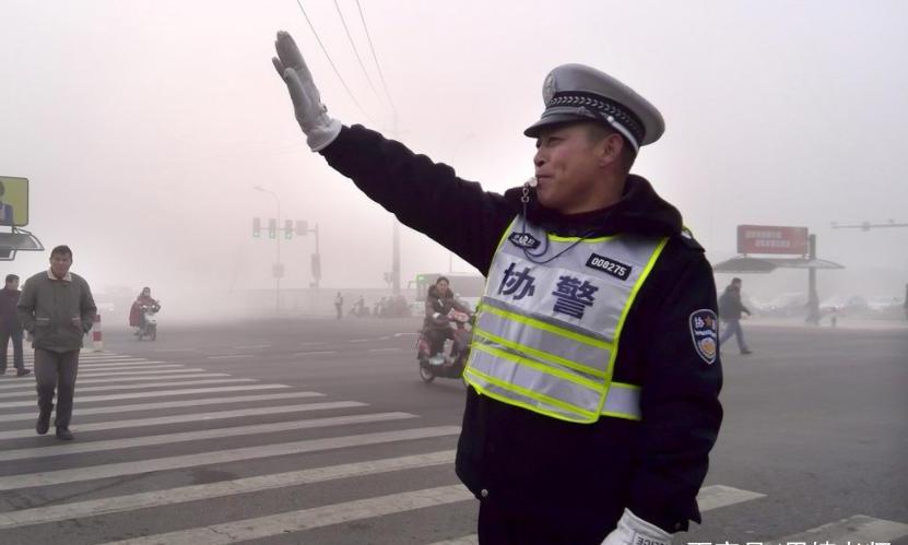不知道你发现没有，网上有人称全国辅警有400多万，而据公安部发布的官方数却只有1