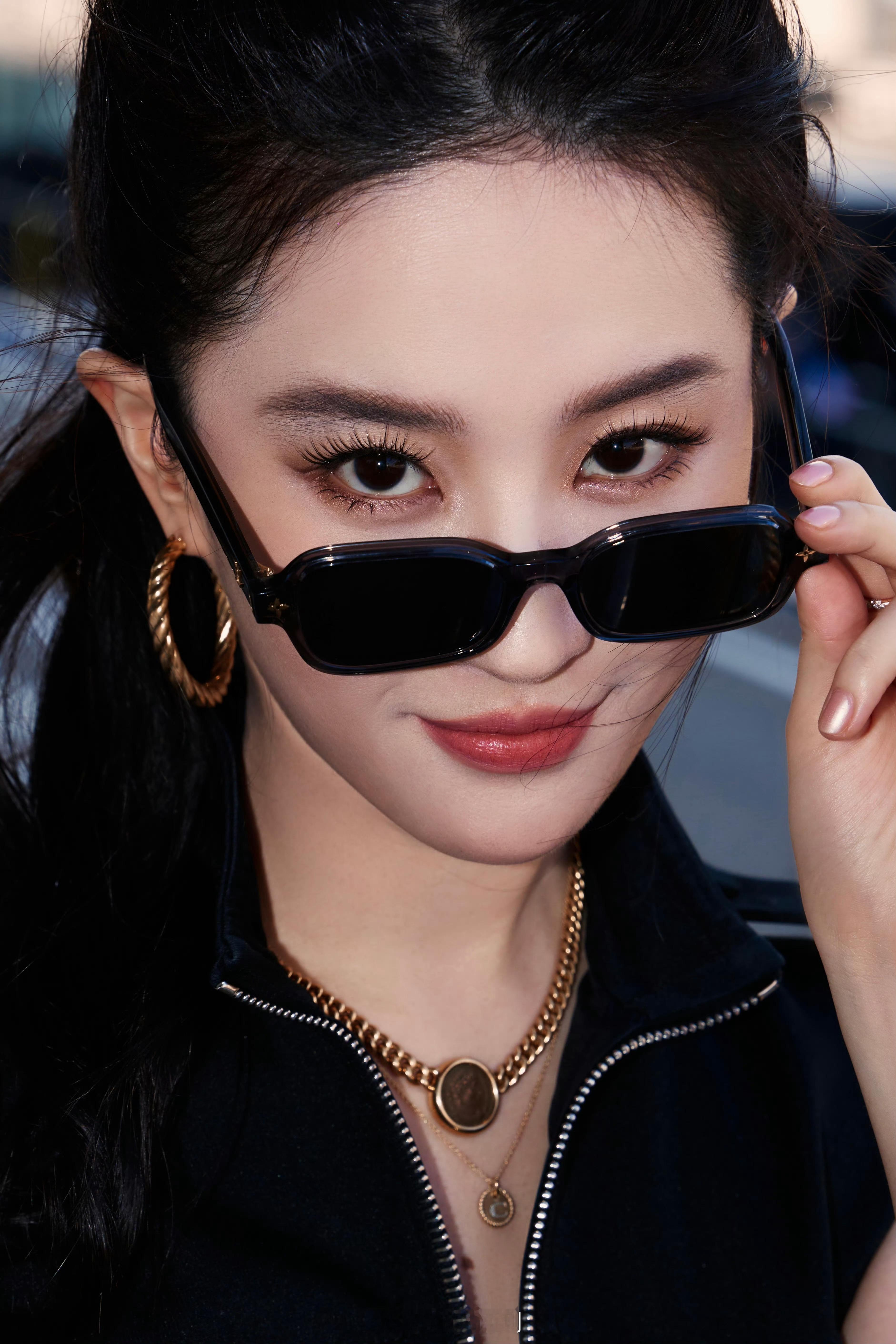 刘亦菲瘦了女神瘦了更美！ 