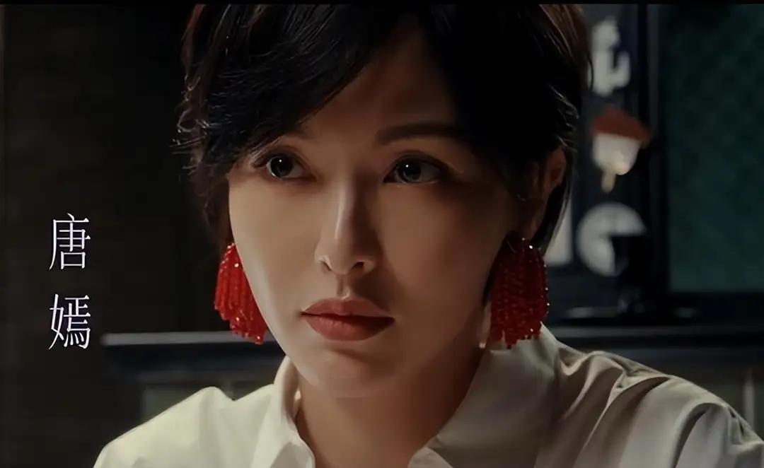 谁说唐嫣只能演傻白甜？

看完《爱情没有神话》前两集，

我真的想给以前的偏见道