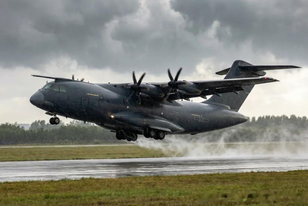 前几天还在说会不会跳票，年底的节点终于是赶上了呀 