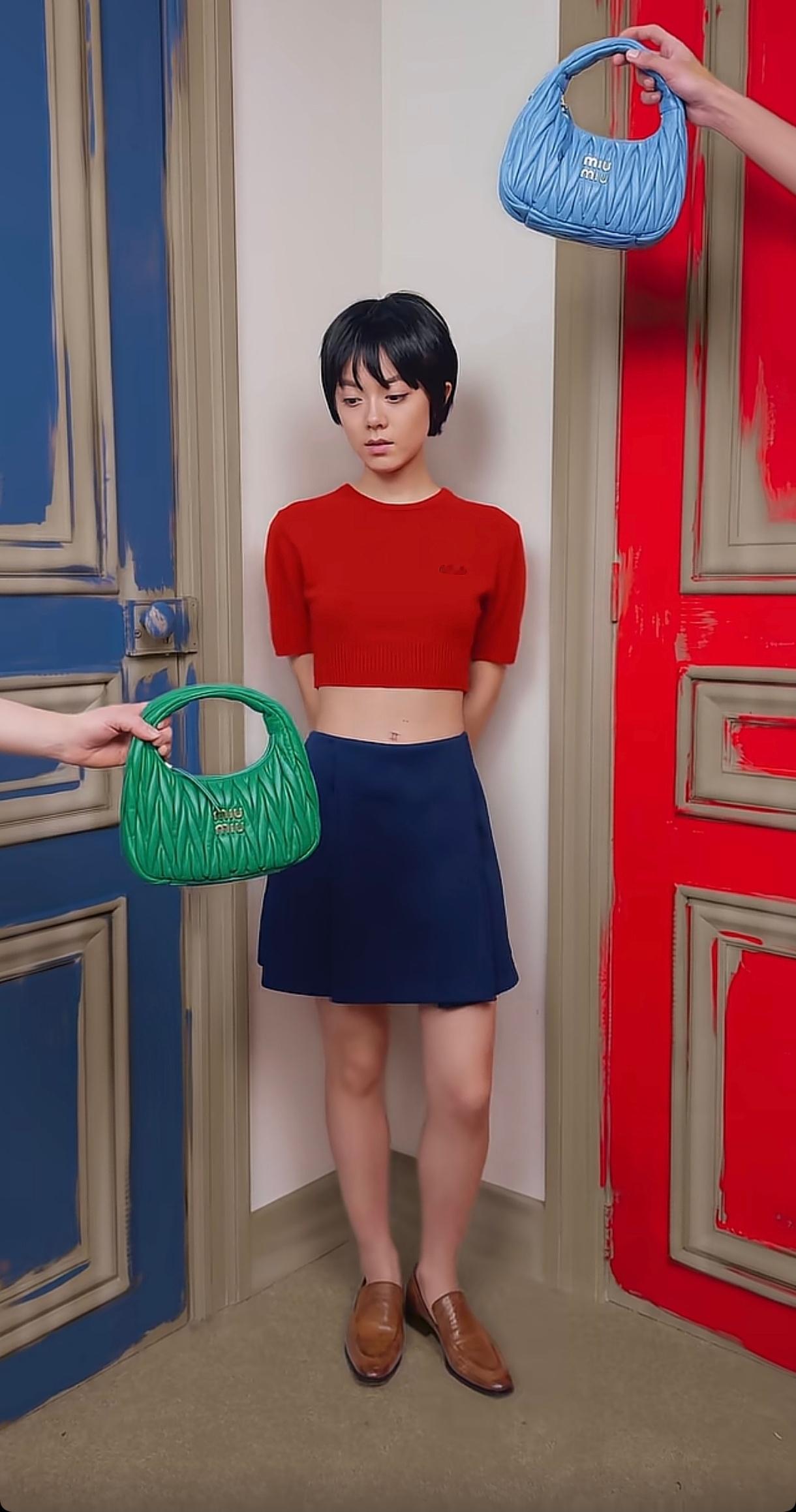 miumiu这啥雷霆妆造。 