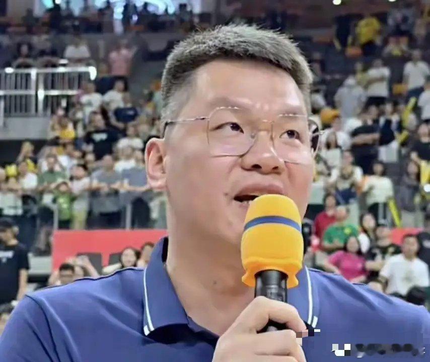 朱芳雨主场诚恳道歉！在领先19分的情况下，广东男篮最终输给了福建男篮12分！现场