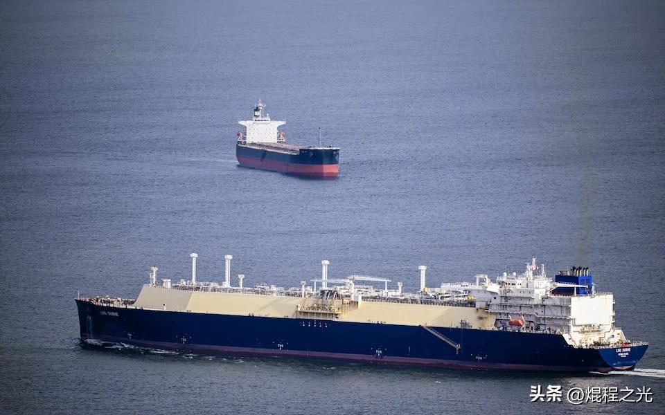 伊朗打仗，英国通胀要冲到5%了！

据英国媒体3月10日中午报道，摩根士丹利警告