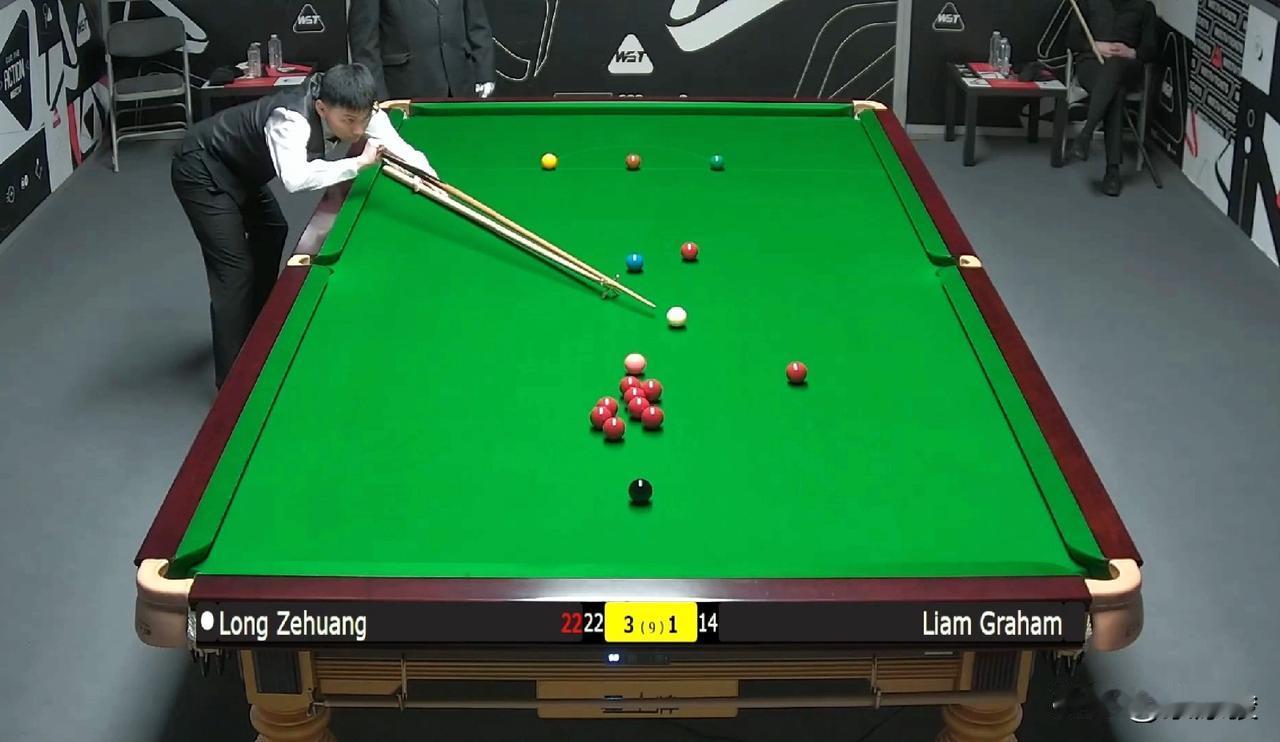 世界公开赛资格赛战报，龙泽煌5-2击败格雷厄姆，晋级正赛。袁思俊、蓝裕豪出局。今