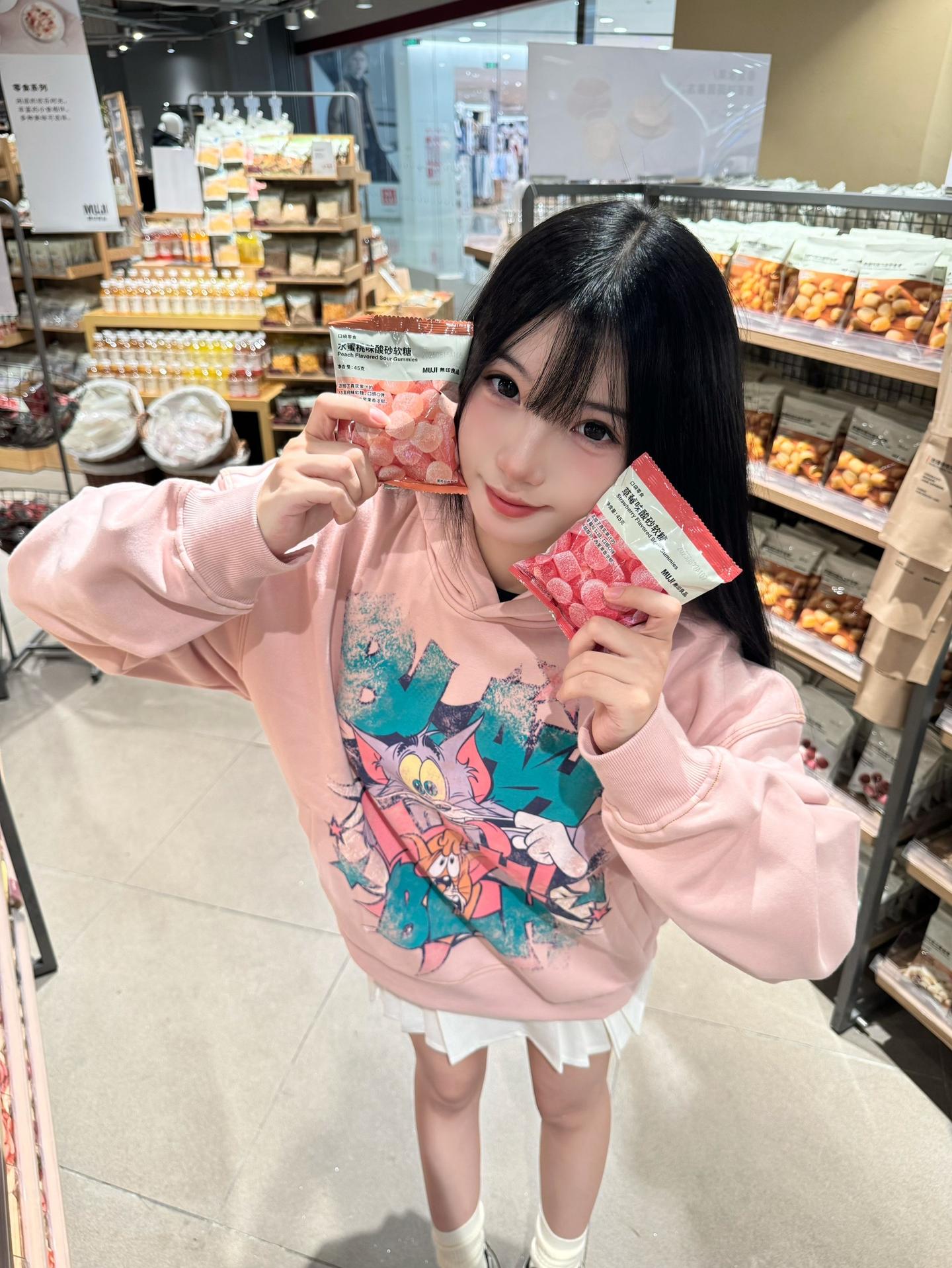 你想帮鼠老板偷走美味猫堡嘛^