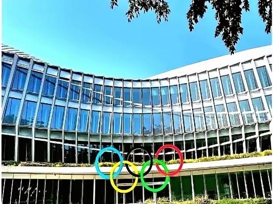 奥委会副主席约翰·科茨说：北京2008的规格太高,直接把后面想申办的城市吓退了。