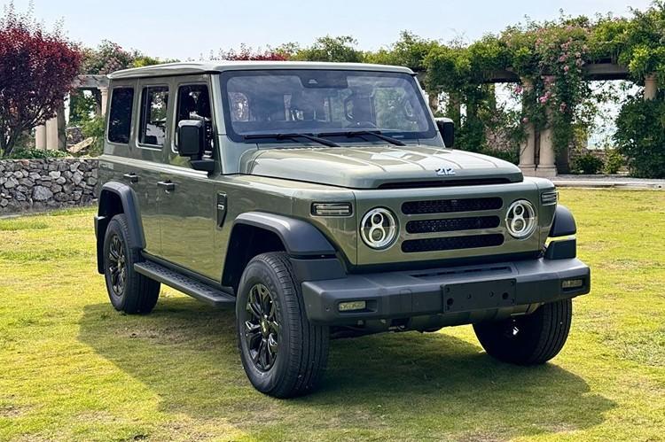 近日，北京汽车制造厂全新212正式开启预订，该车基于全新WY越野车平台，继承老款