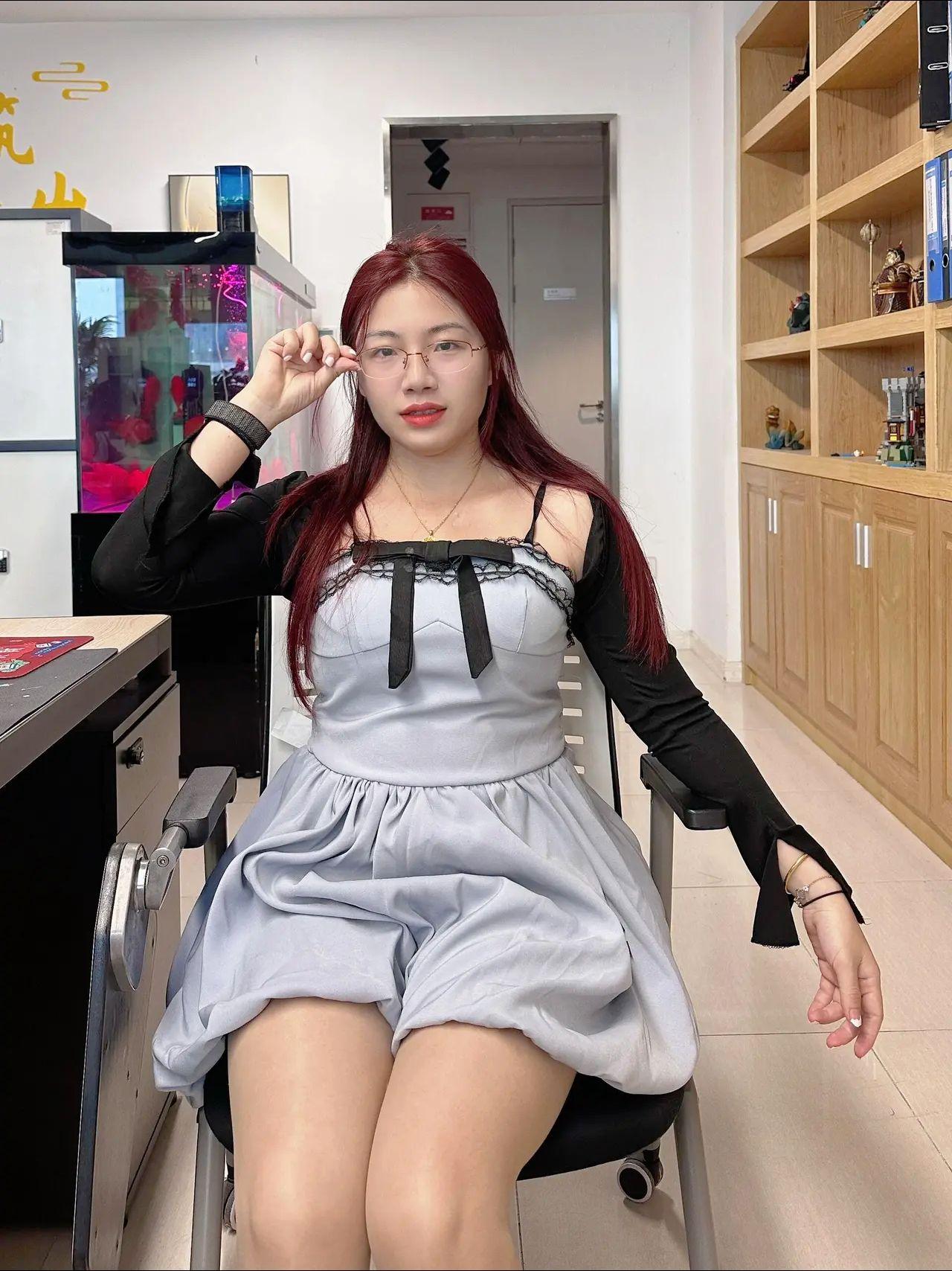 不是没有感情只是不想那么感性