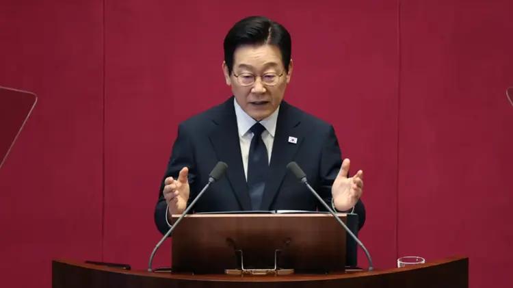 给伊朗捐款340万之后，韩国对中国提了一个请求，希望中国给个面子！
 
最近韩国