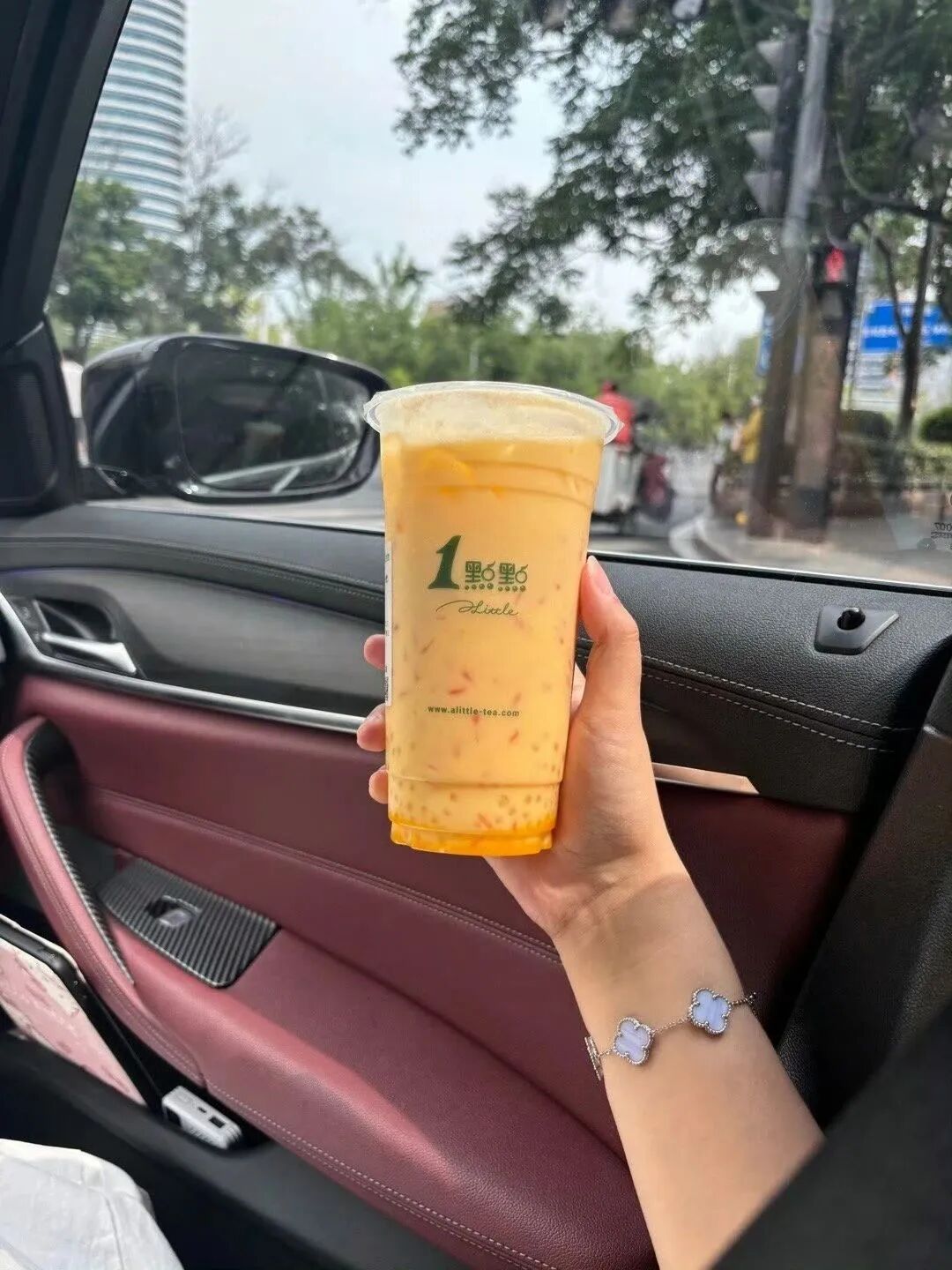 ²⁰²⁵ 𝒐𝒏𝒆𝒔𝒆𝒍𝒇 ’͜‘ 🌷𓐃"敬此刻倔强又疲惫的自己