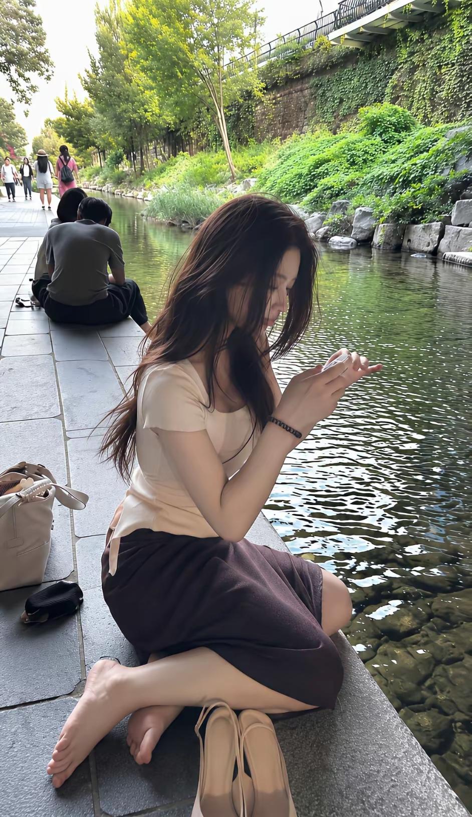 秋日生活打卡季女装穿搭分享照片 分享一张你最喜欢的穿搭 每日搭配女装美衣服装搭配