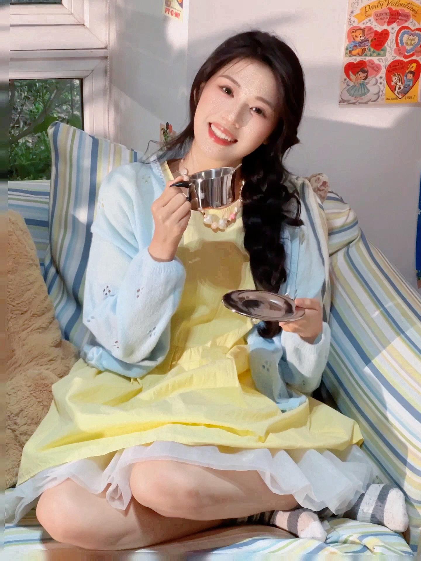 我真的是甜妹~（装的） 