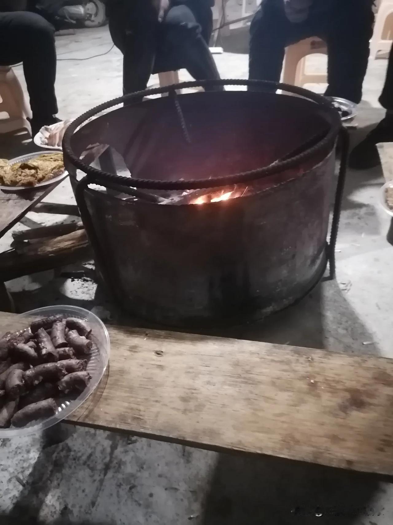 有些事物确实颇为冷门，诸如那些生僻字或者小众的文化元素。就说女儿旅游所拍照片里石