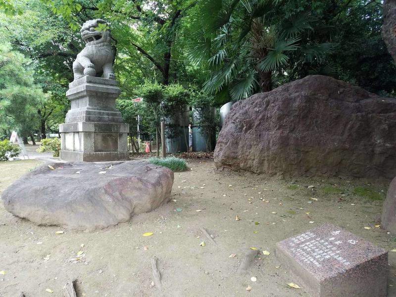 8月15日，日本战败投降日。

日本首相高市早苗，向靖国神社供奉了祭祀费。还有个
