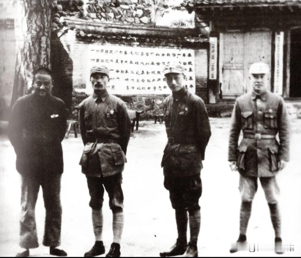 1938年夏，晋察冀军区军政干部学校第二期学员毕业。此时正值抗日战争相持阶段初期