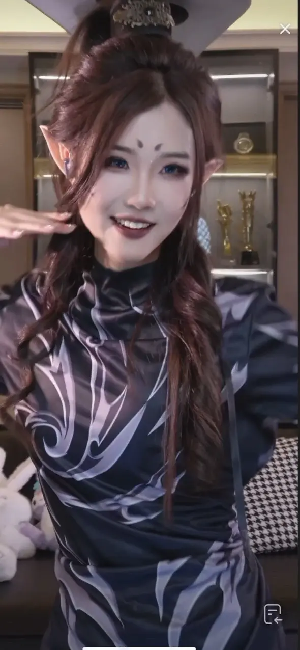 垫子都跳歪了。