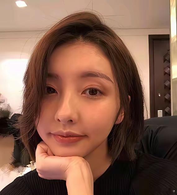 王思聪那么多女友，唯独北京舞蹈学院的豆得儿，被说是真爱 