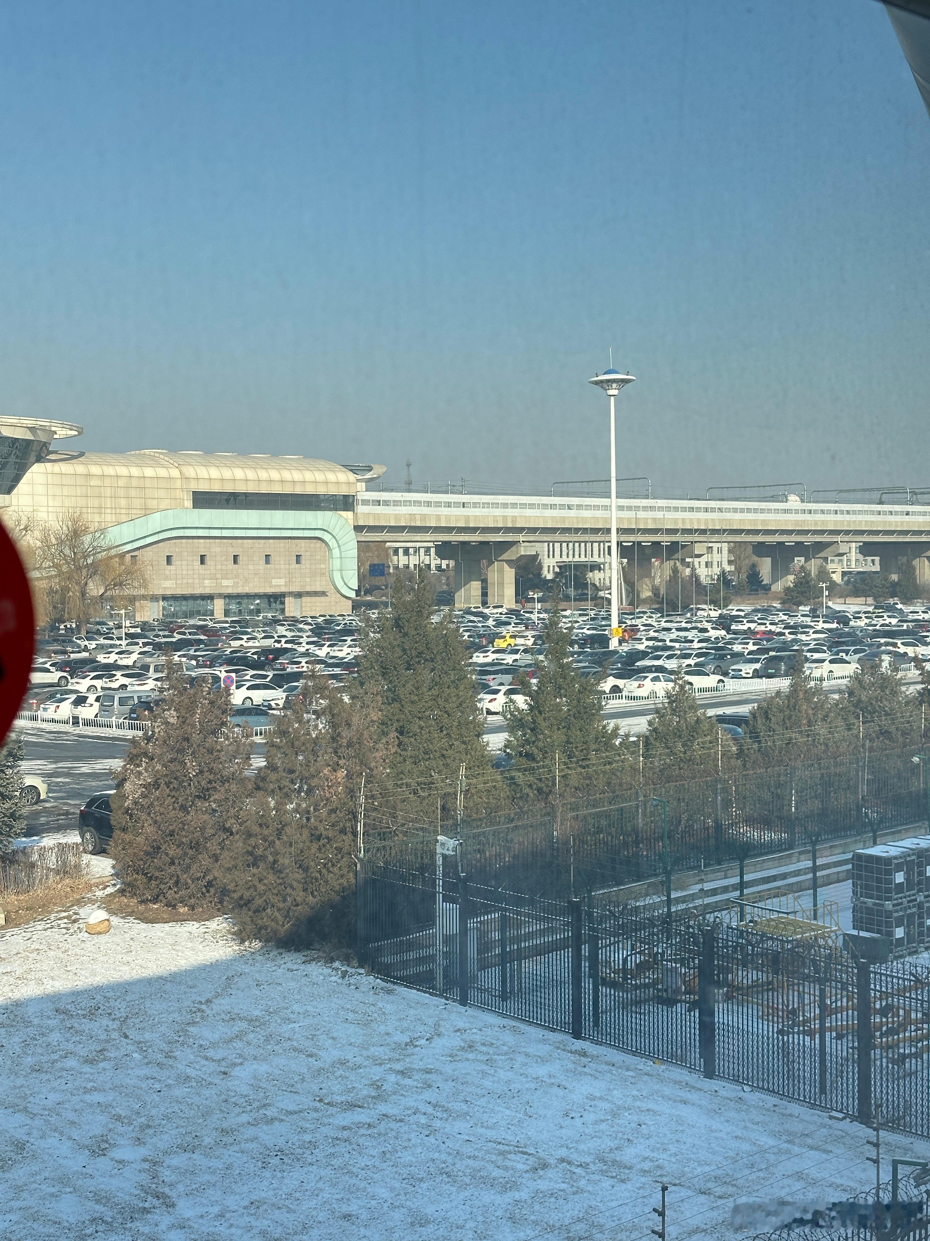 解锁一个新城市机场 继续朝着海拉尔飞✈️感觉零下二十左右的气温有太阳的情况下问题