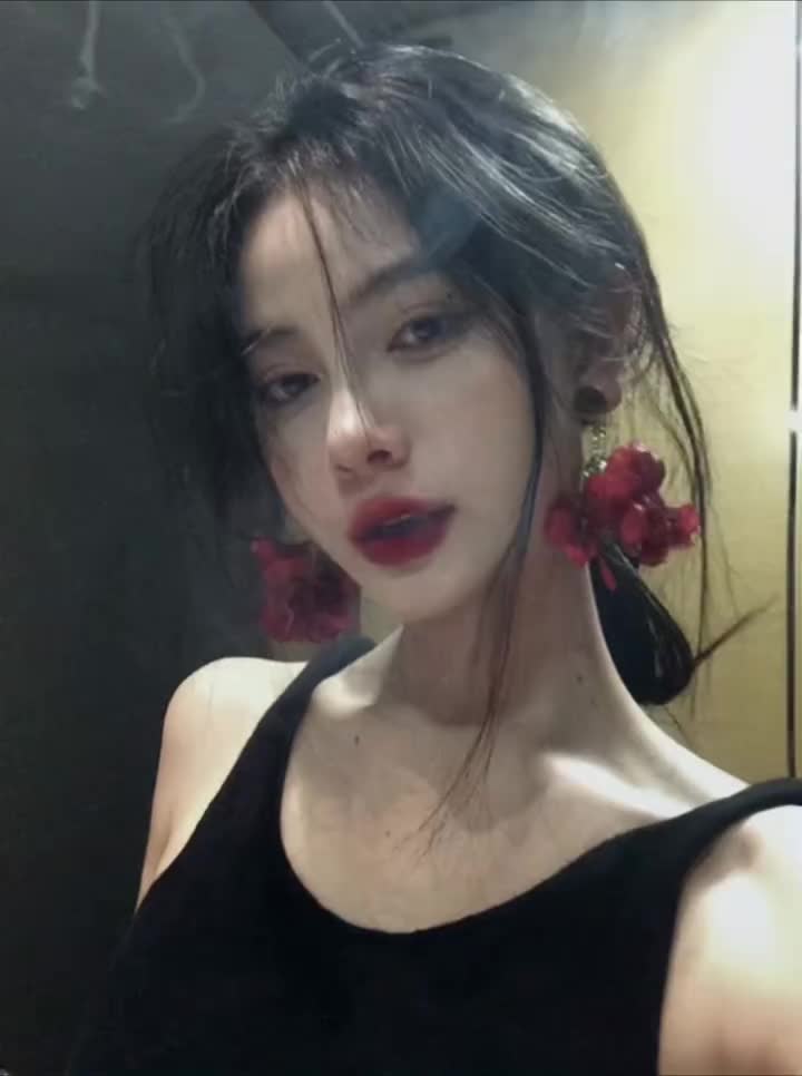 微醺了心事 摇曳不肯走