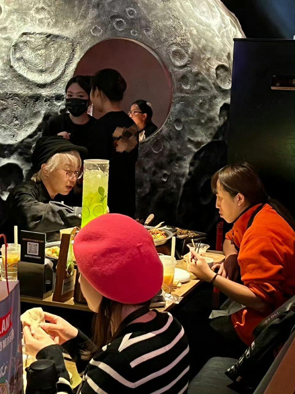 偶遇米饭仙人私下荤素都来 我反正是不信谁能光吃米饭🍚，只能说日常有对米饭偏爱，