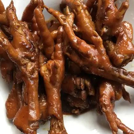 很多人习惯通过“健康标签”来筛选食物，却常因忽视深加工过程而掉进高热量的甜蜜陷阱