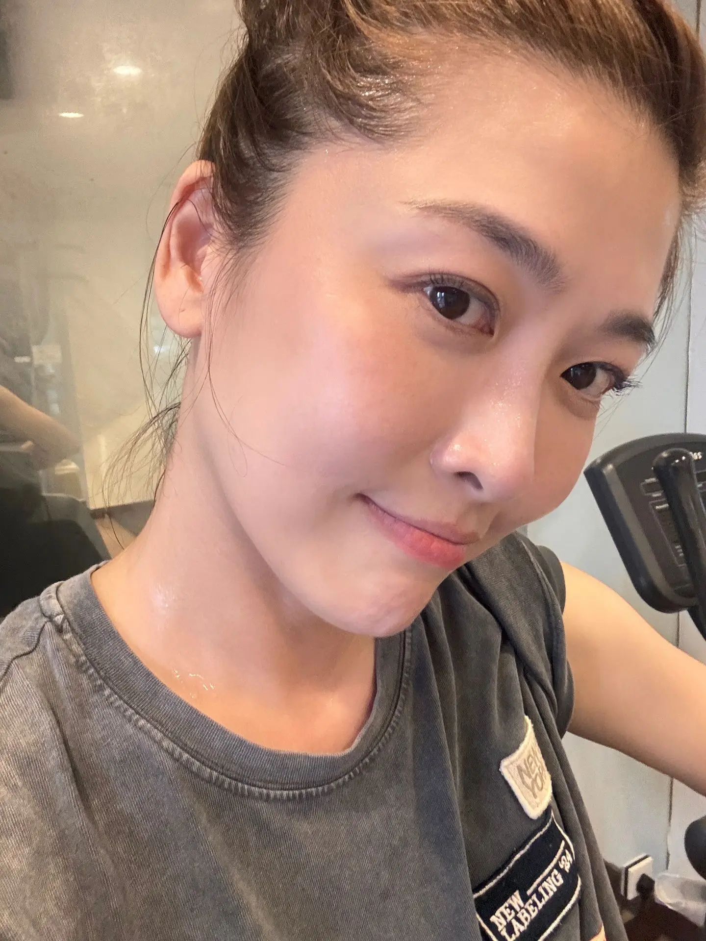 银包得个廿蚊点敢追你啊。
