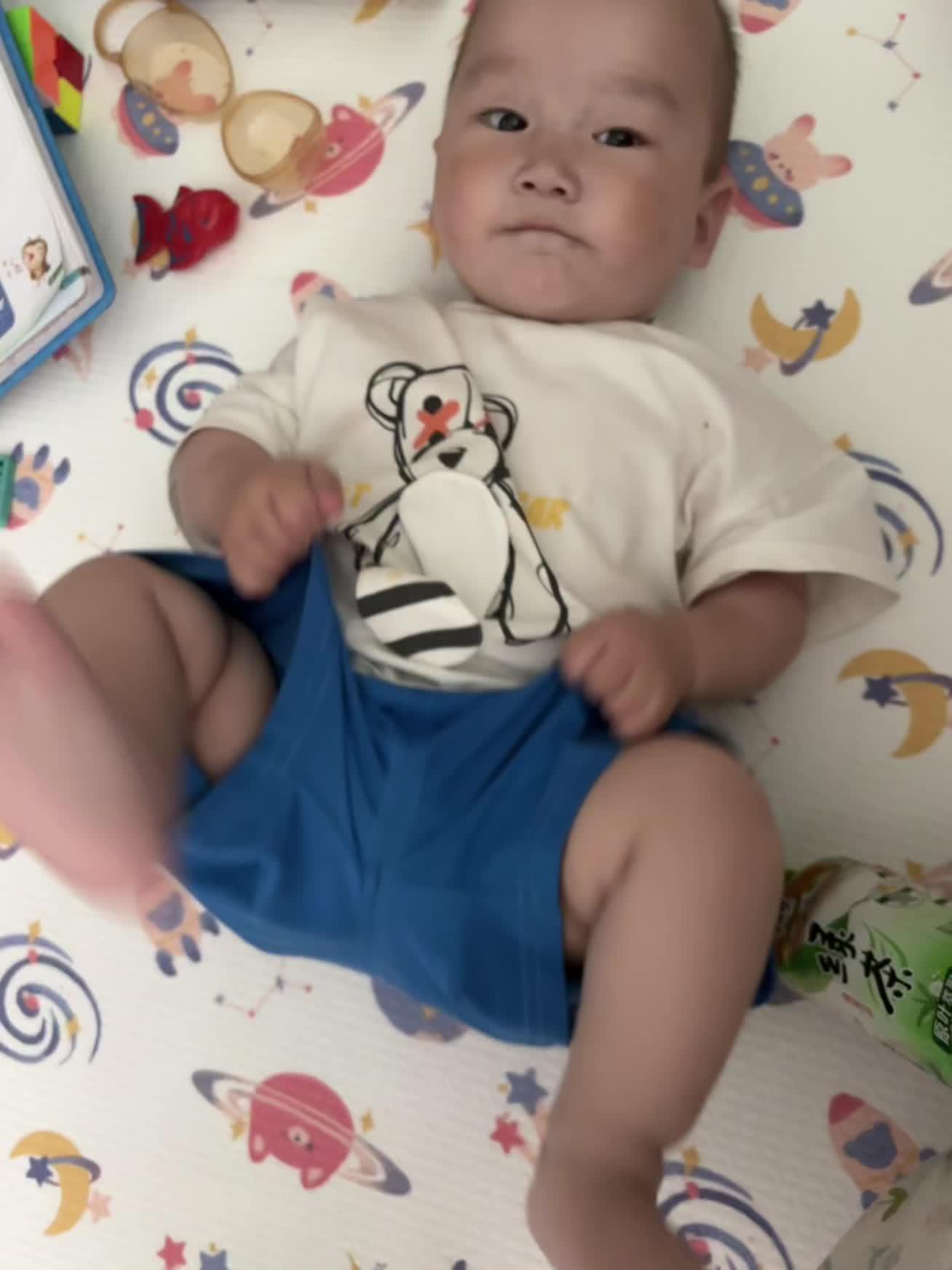 自己玩的不亦乐乎