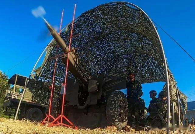 【台岛军情速报】:台独势力所谓“陆军机步234旅炮兵营今天举行“基地营教练实弹演