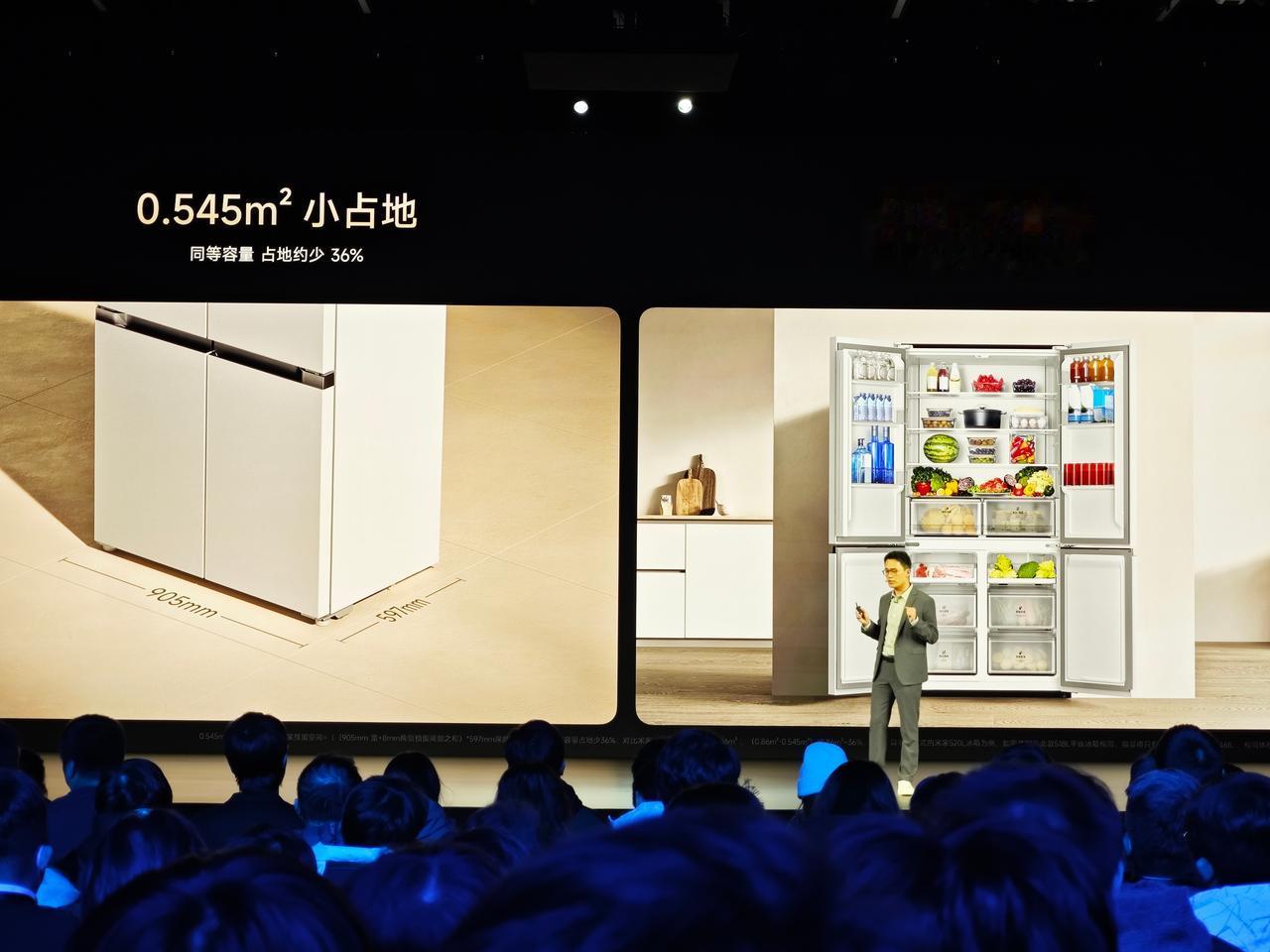 今天最后一款产品是大家电，⽶家冰箱⼗字518L超薄平嵌，首发价格3999元。