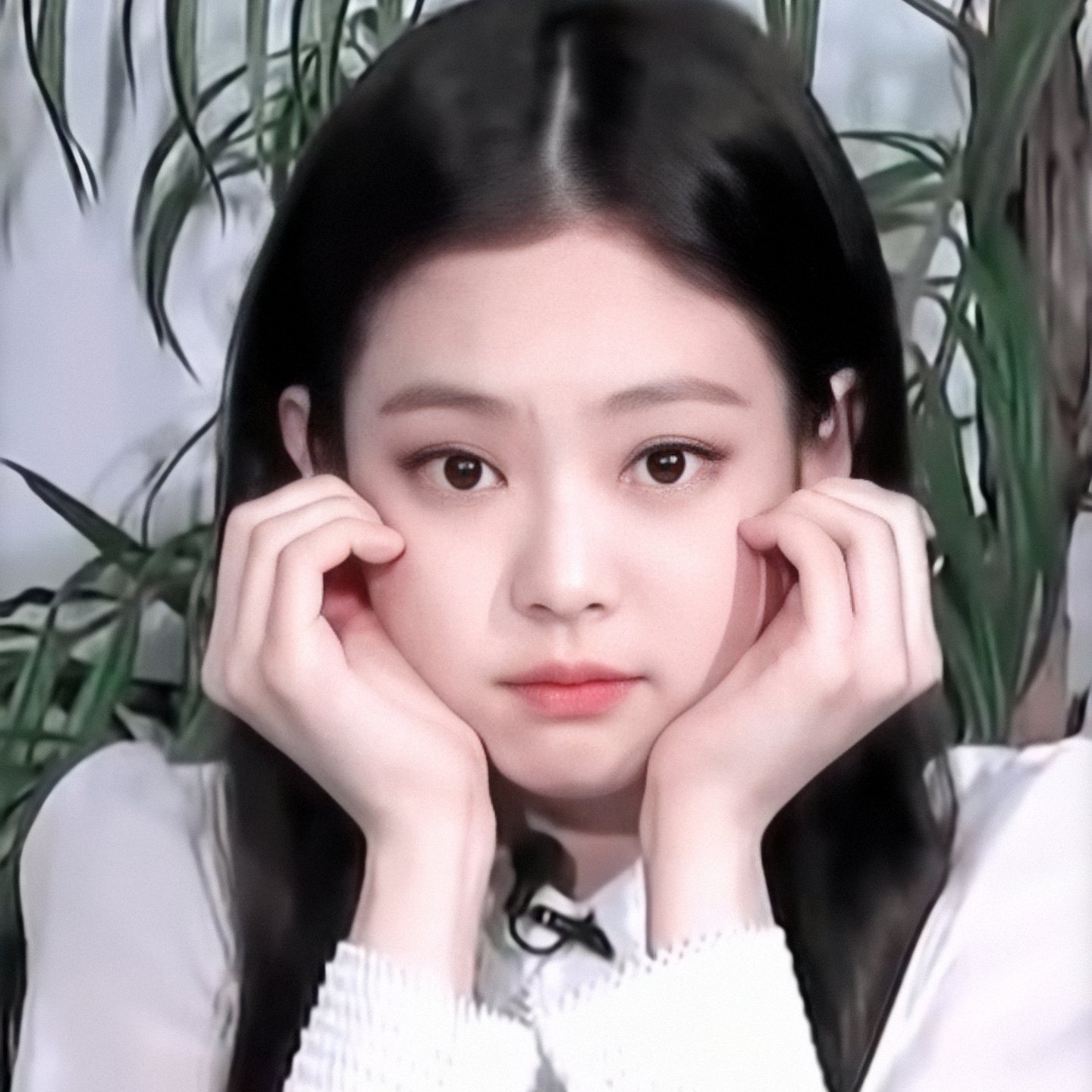 JENNIE 音乐节行程马上快要结束了，大家最近全平台澄清跑断腿也都看在眼里，但