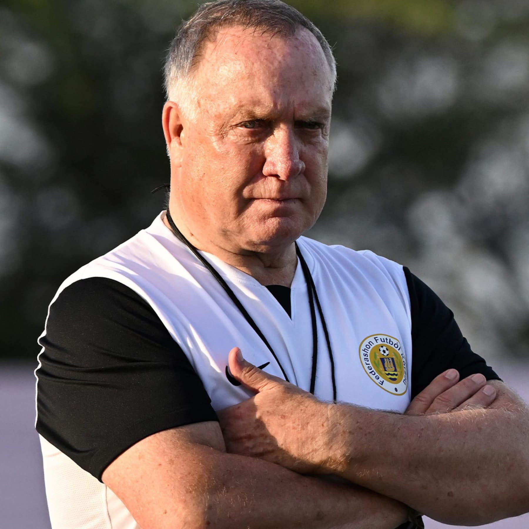 78歲嘅荷蘭老牌教頭艾禾卡特成功帶領庫拉索，成為歷來人口最少嘅代表隊晉身世界盃決