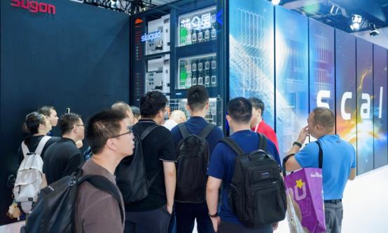 华为950、曙光8000同在WAIC刷屏，两台机器其实没在答同一道题
华为昇腾9