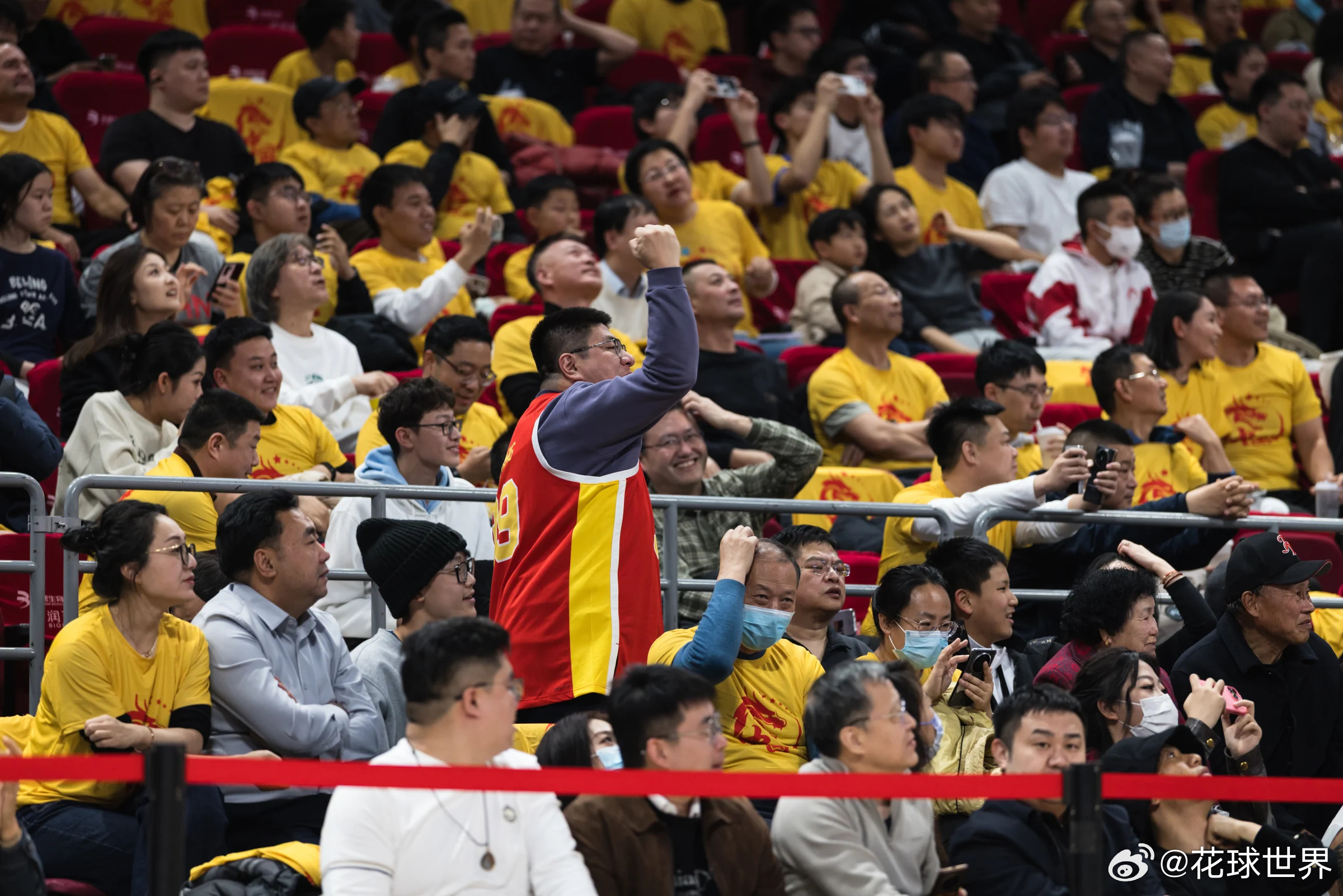 差一点，一分钟那波连续丢篮板球太不应该了，第四节一度18分的分差追到还差一球中国