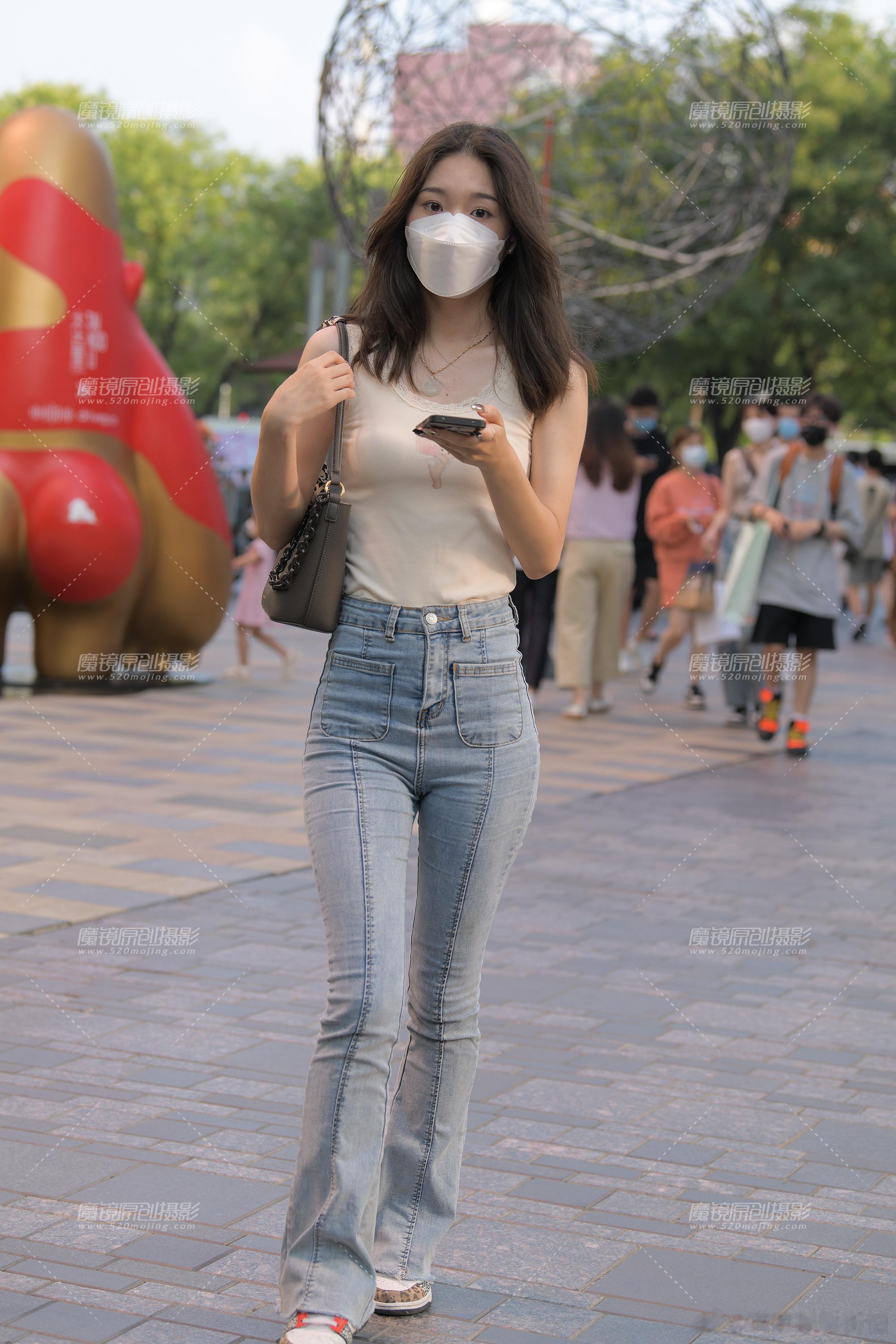 #随手拍##大长腿##街拍# ​​​