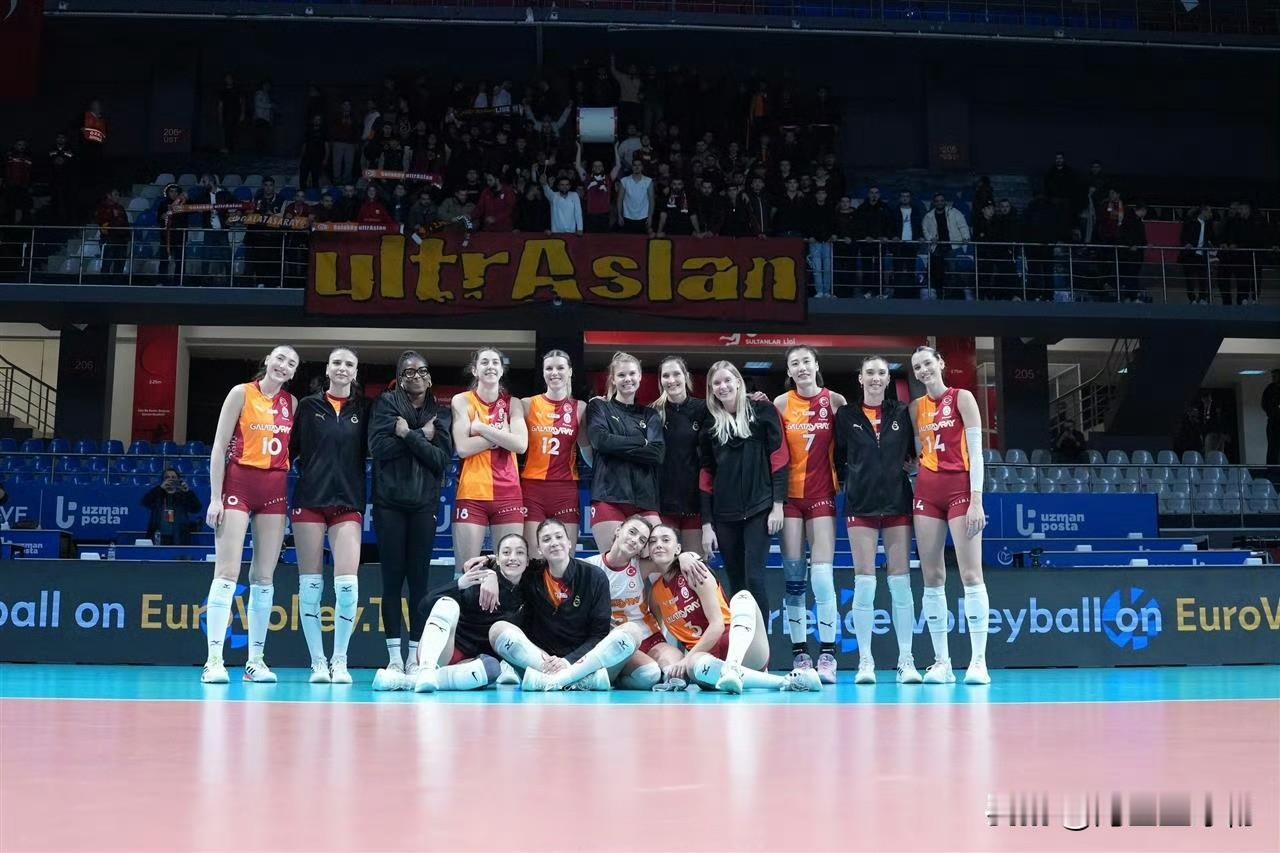 八分之一决赛次回合，加拉塔萨雷主场3-1力克鲁瑟拉勒，主客场双杀强势晋级，这场胜