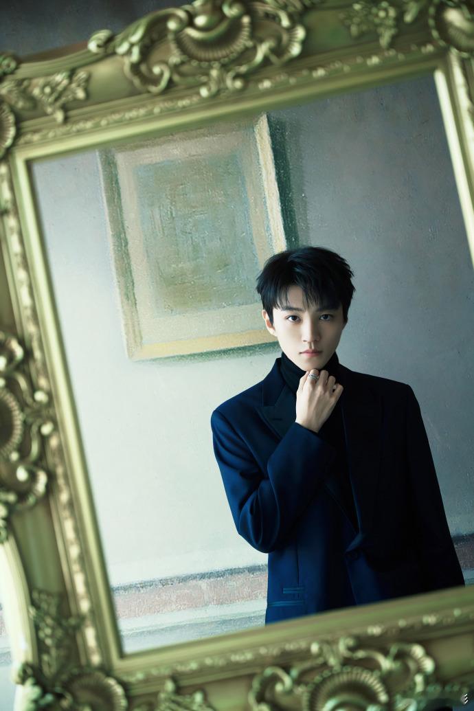 在王俊凯的身上真的是感受到了法式的浪漫了呀，纯纯的就是勾动了我的心呀，太拿捏了！