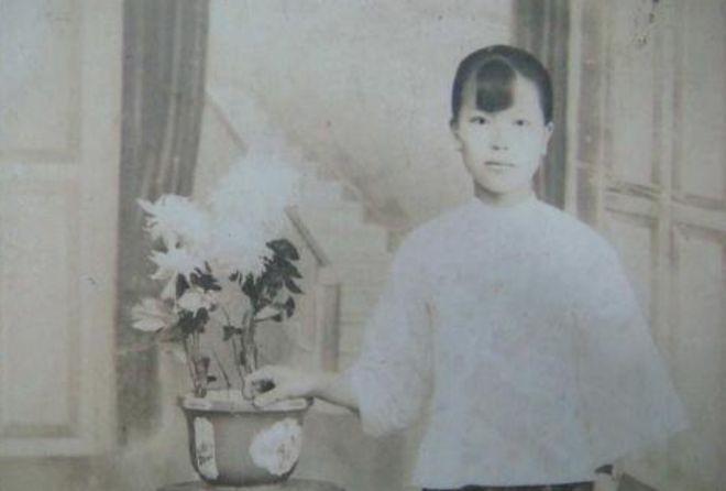 1948年，一国军上校夫人遭到6人侮辱，去告状时却被呵斥：“你又不是处女告什么！