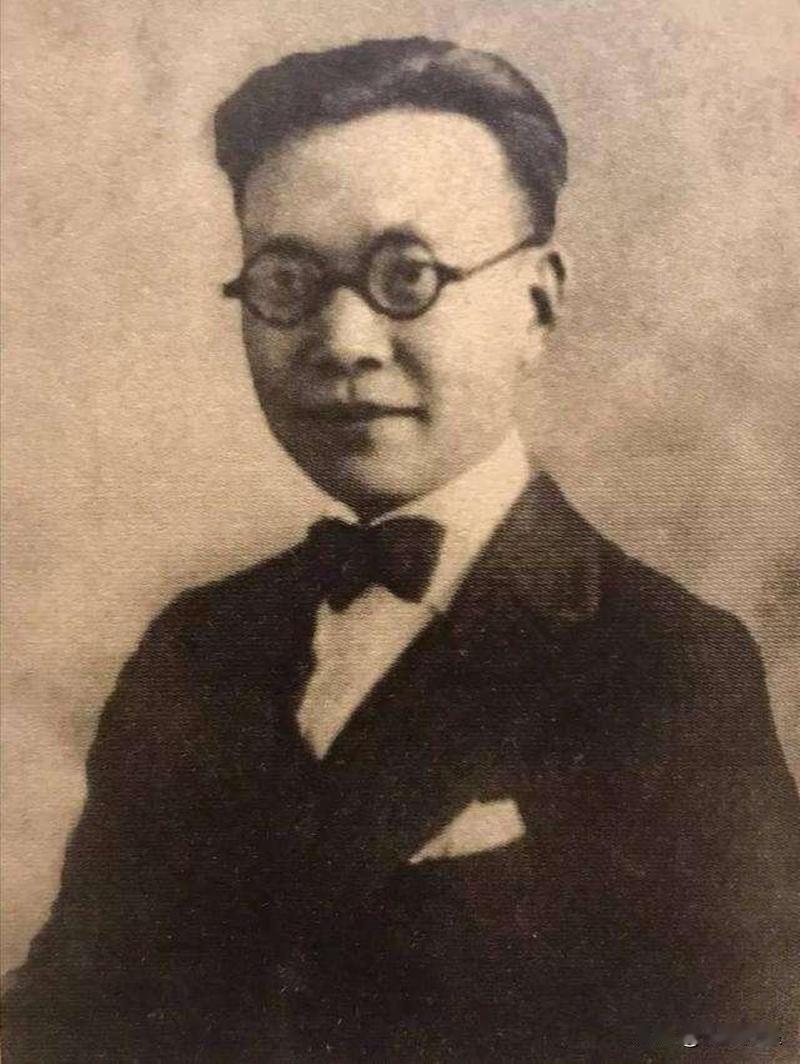 一身诗意千寻瀑，万古人间四月天。

看了金岳霖的经历，方知人间真的有君子。