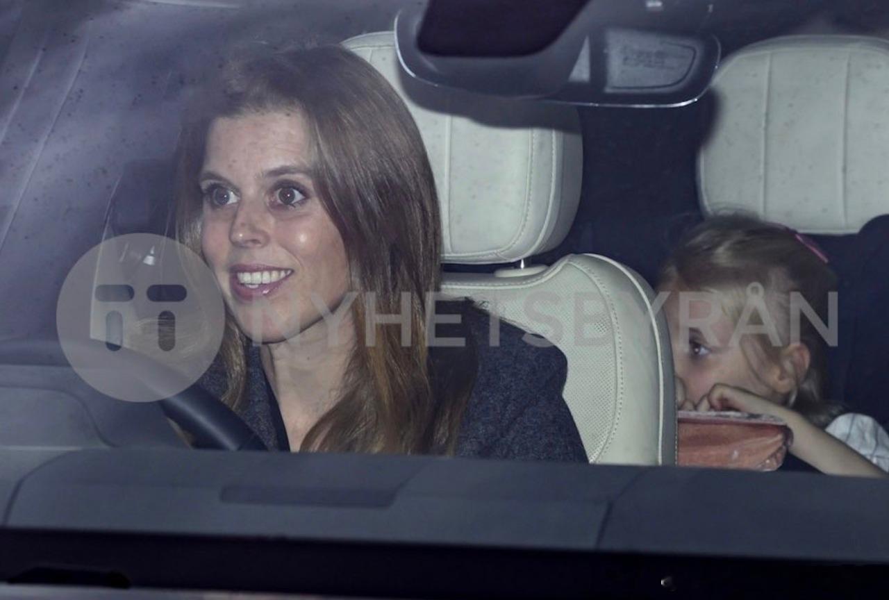 新闻 2025.12.16 英国王室成员出席国王查理三世在白金汉宫举行的圣诞午宴