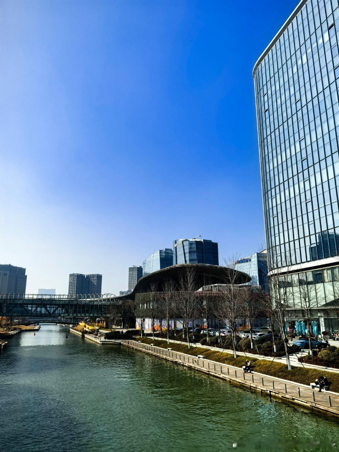 真正决定一个人能走多远的，不是智商，而是心商。早安现实社会大实话心商5月22日