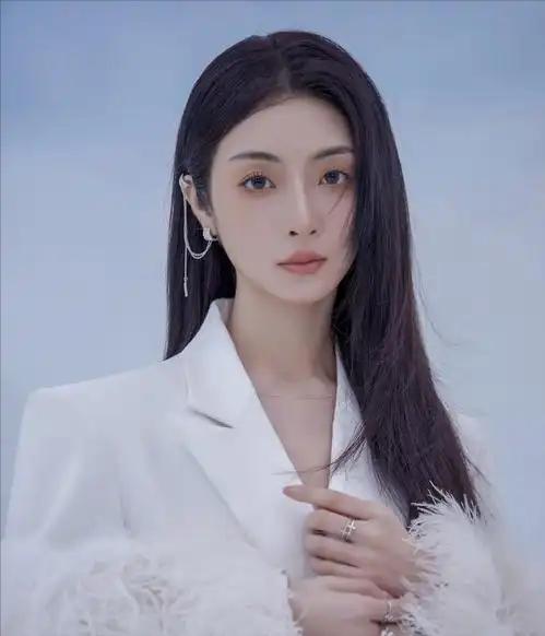 “我不需要男人！”2018年，山东29岁女孩跑到泰国做试管婴儿，重金买下了一个英