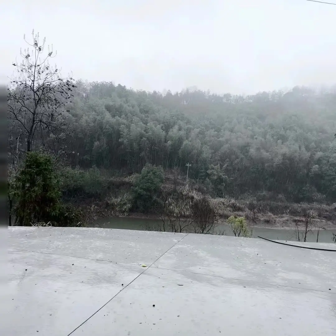 三月终，四月启❤️，四月的第一天属于谎言，剩下的皆是好运。